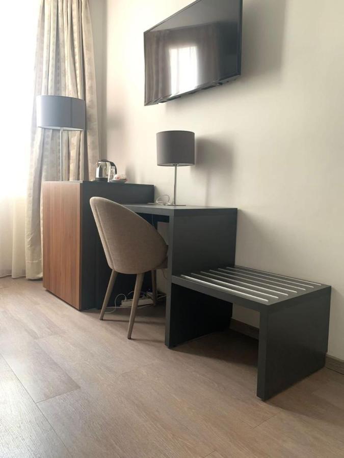 דקר Hotel Nina מראה חיצוני תמונה