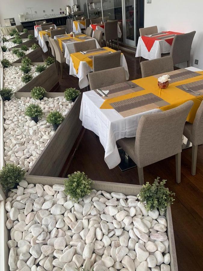 דקר Hotel Nina מראה חיצוני תמונה